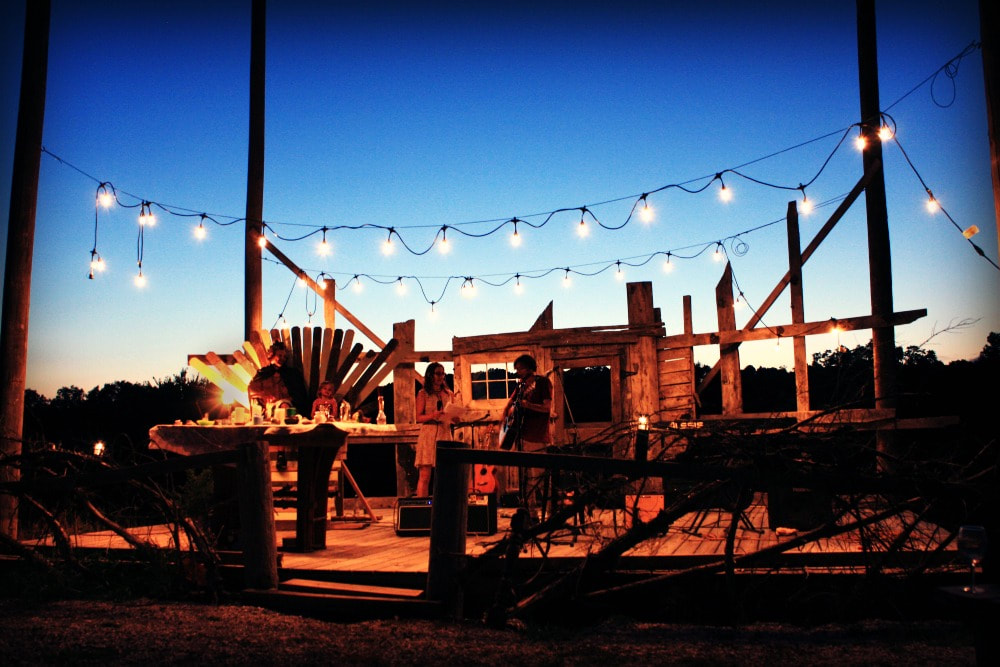 White Oak Theater at Dockley Ranch at sunset is perfect for groups of performers