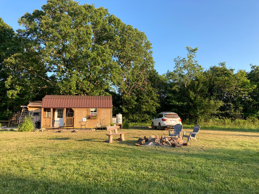 The Hilltop cabin at Dockley Ranch is a popular Airbnb rental and Hipcamp. Dockley Ranch is an event venue for rustic weddings and country lodging in the Missouri Ozarks
