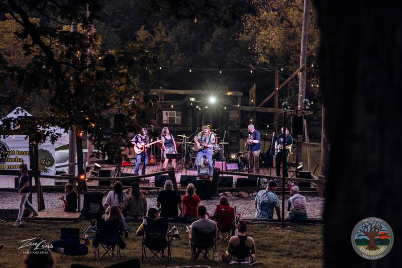 Live Music Festival in the Ozark Mountains
featuring Americana Roots Outdoor Music in September in Missouri after Labor Day weekend
